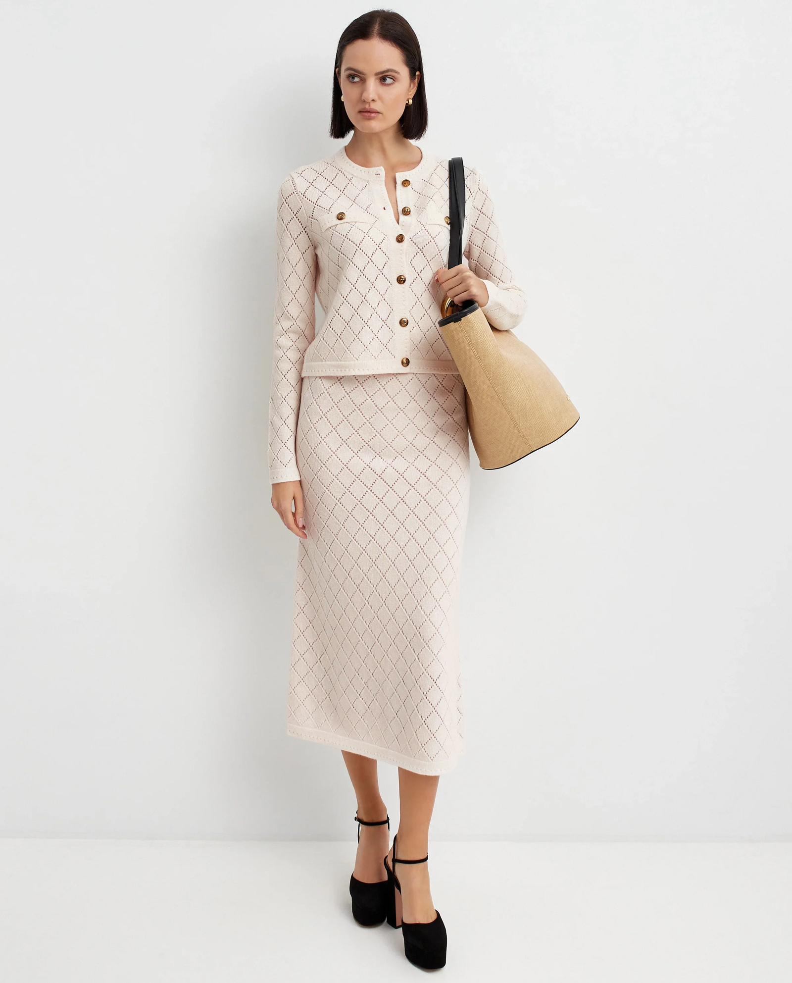 Różowa spódnica Illustration - Image #2