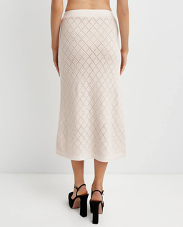 Różowa spódnica Illustration - Image #3