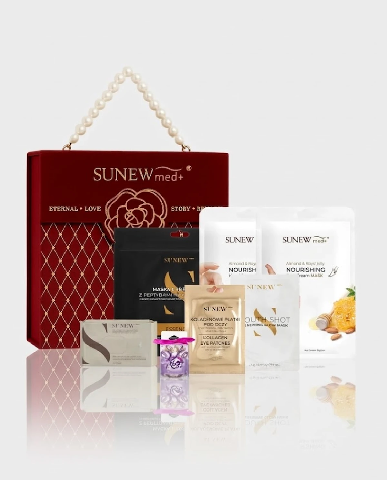 Zestaw kosmetyków z ozdobnym opakowaniu