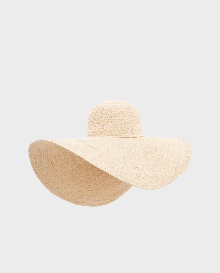 Jasnobeżowy kapelusz przeciwsłoneczny