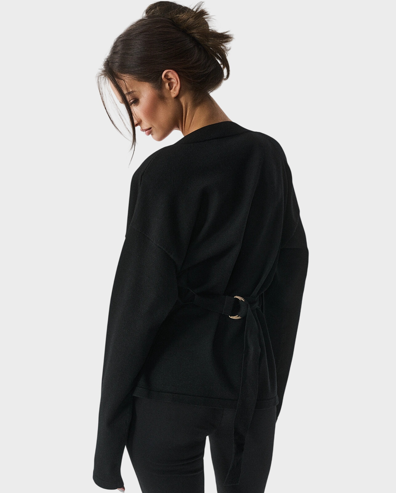 Czarny kardigan z dekoltem Yvette - Image #4