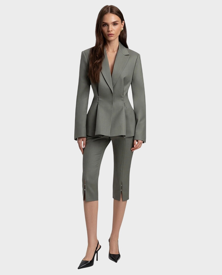 Wełniana marynarka z haftkami Icon