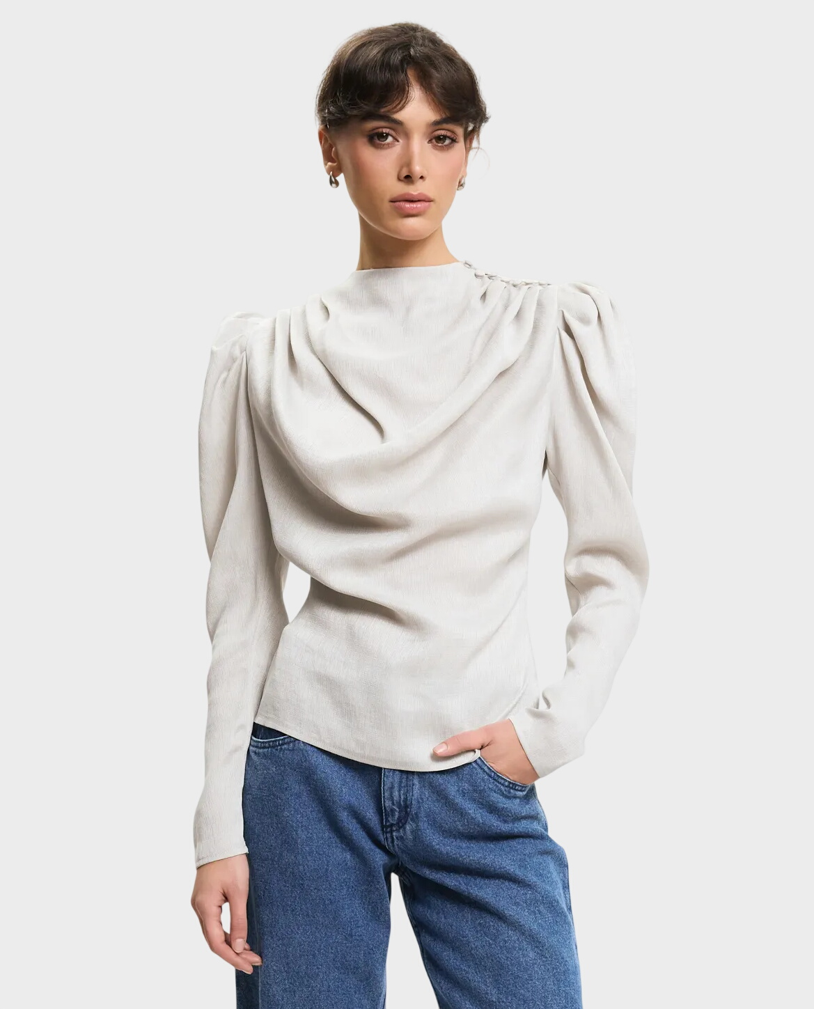 Perłowa bluzka z bufkami - Image #0