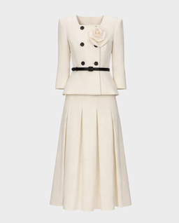 Kremowa sukienka midi z kwiatem - Image #1