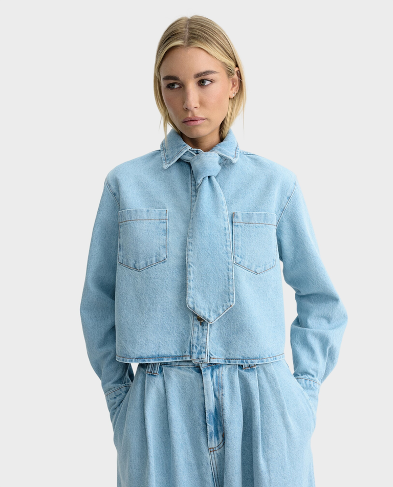 Jeansowa kurtka z krawatem Gigi