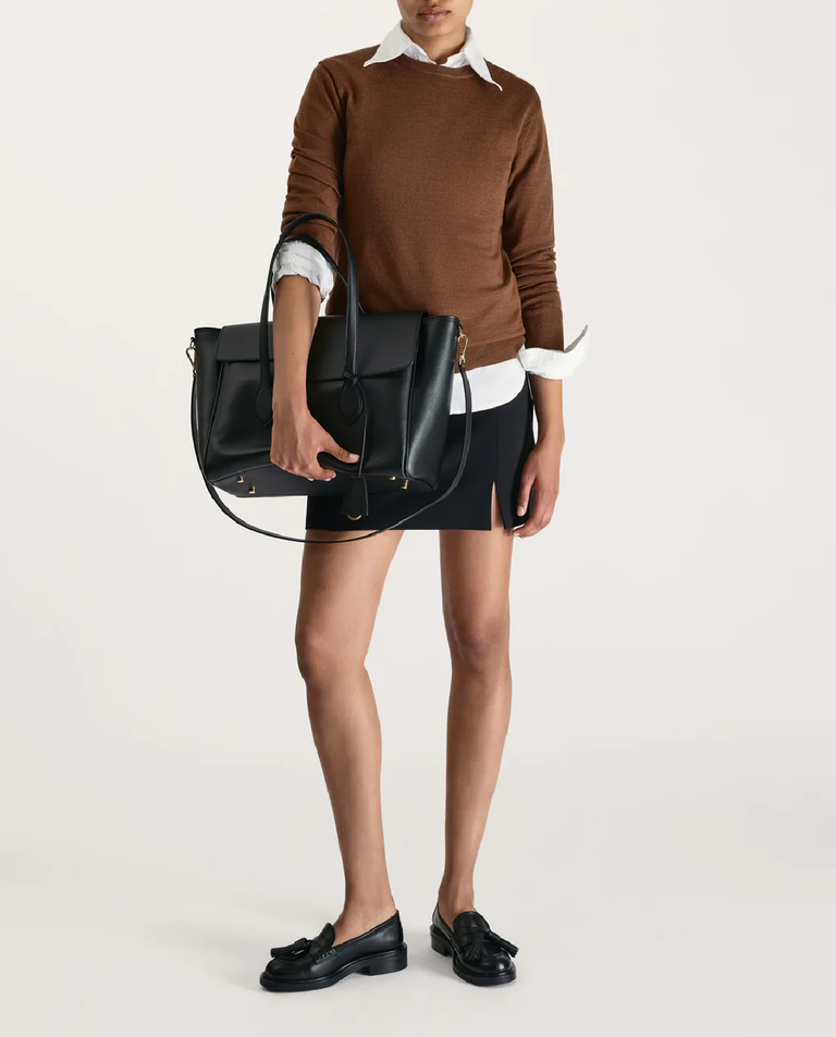 Czarna skórzana torebka Merlara