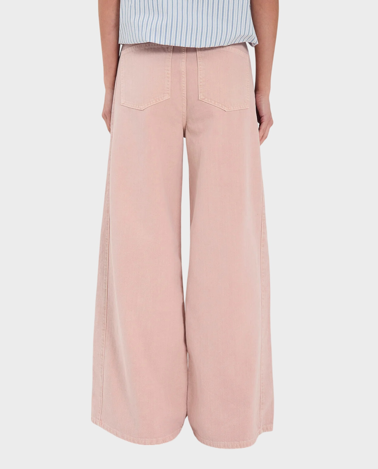 Jasnoróżowe jeansy Kenzie