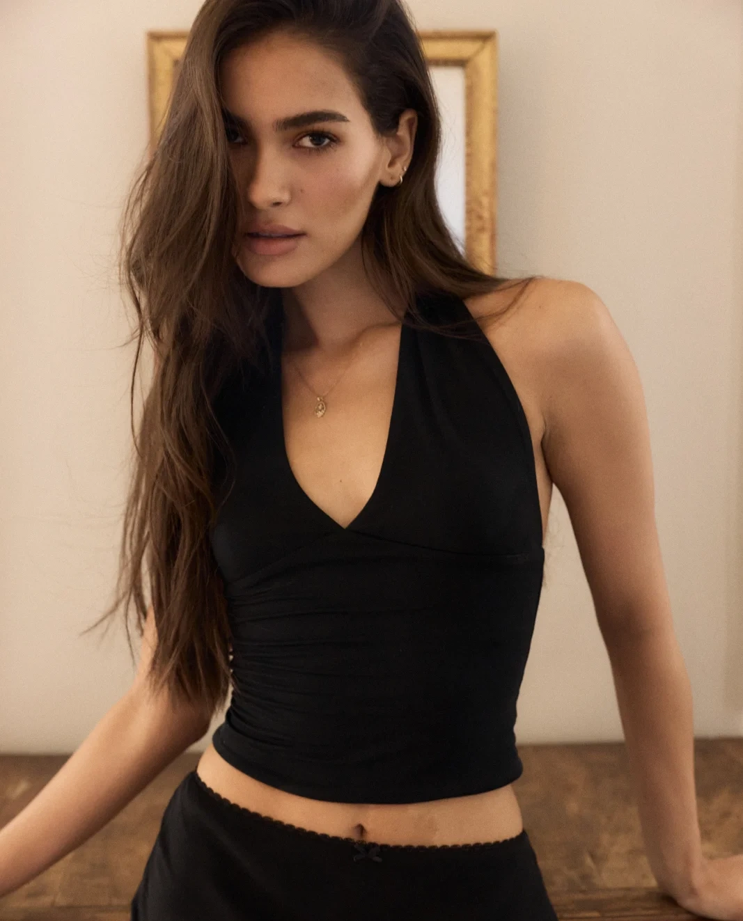 Czarny top z wiązaniem Ginny - Image #1