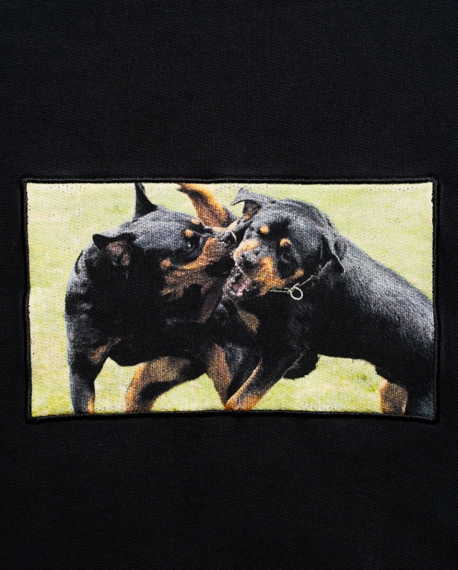 Czarna bluza z motywem rottweilera - Image #1