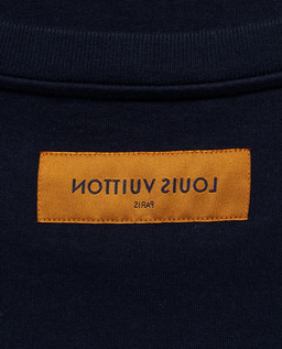 Granatowy t-shirt z logo „LV” - Image #2
