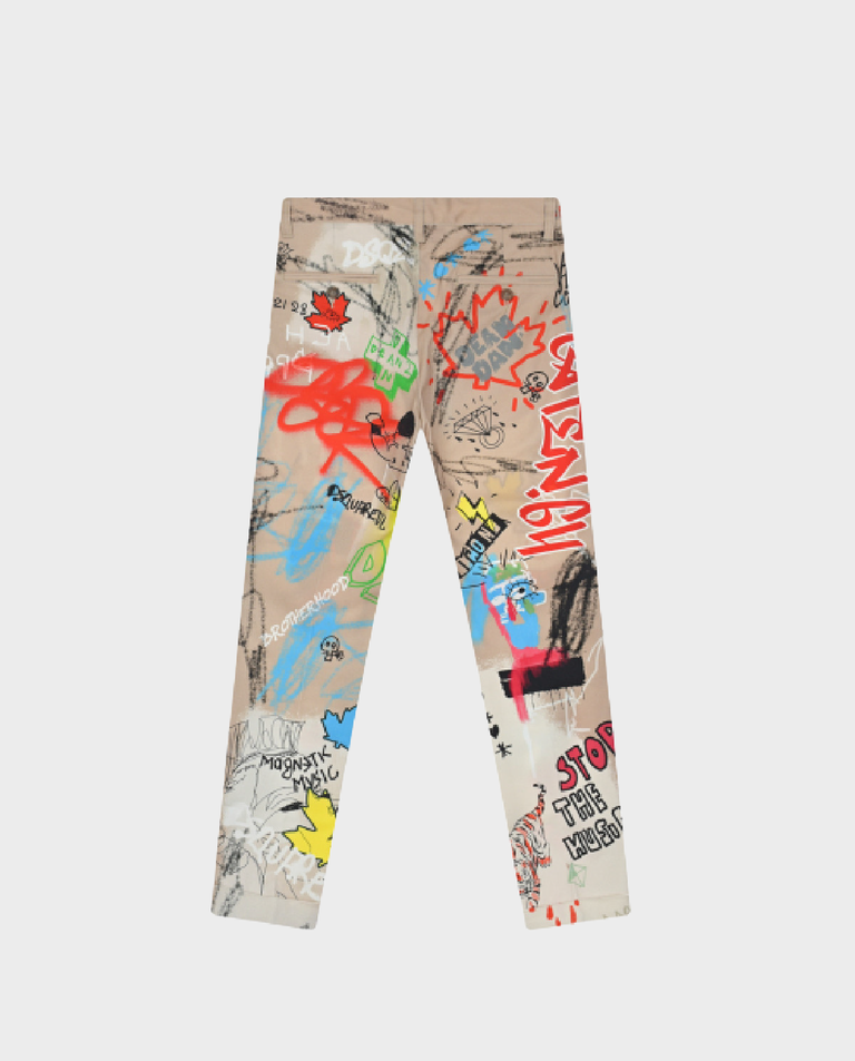 Beżowe spodnie z kolorowymi nadrukami