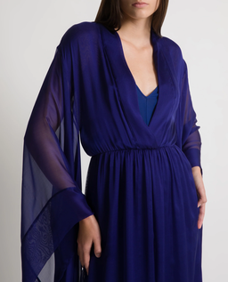 Długa jedwabna sukienka z szerokimi rękawami - Image #3