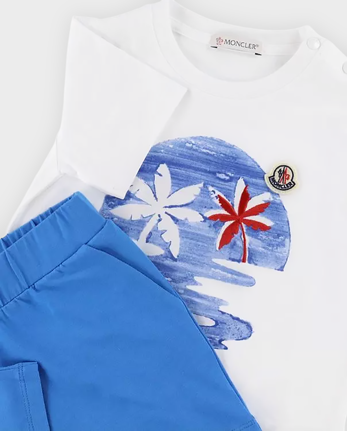 Biała koszulka i spodenki (zestaw) - Image #4