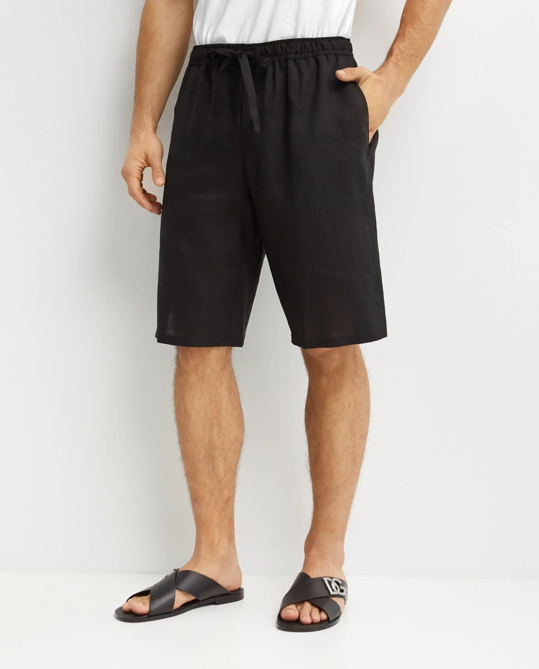 Czarne lniane spodenki