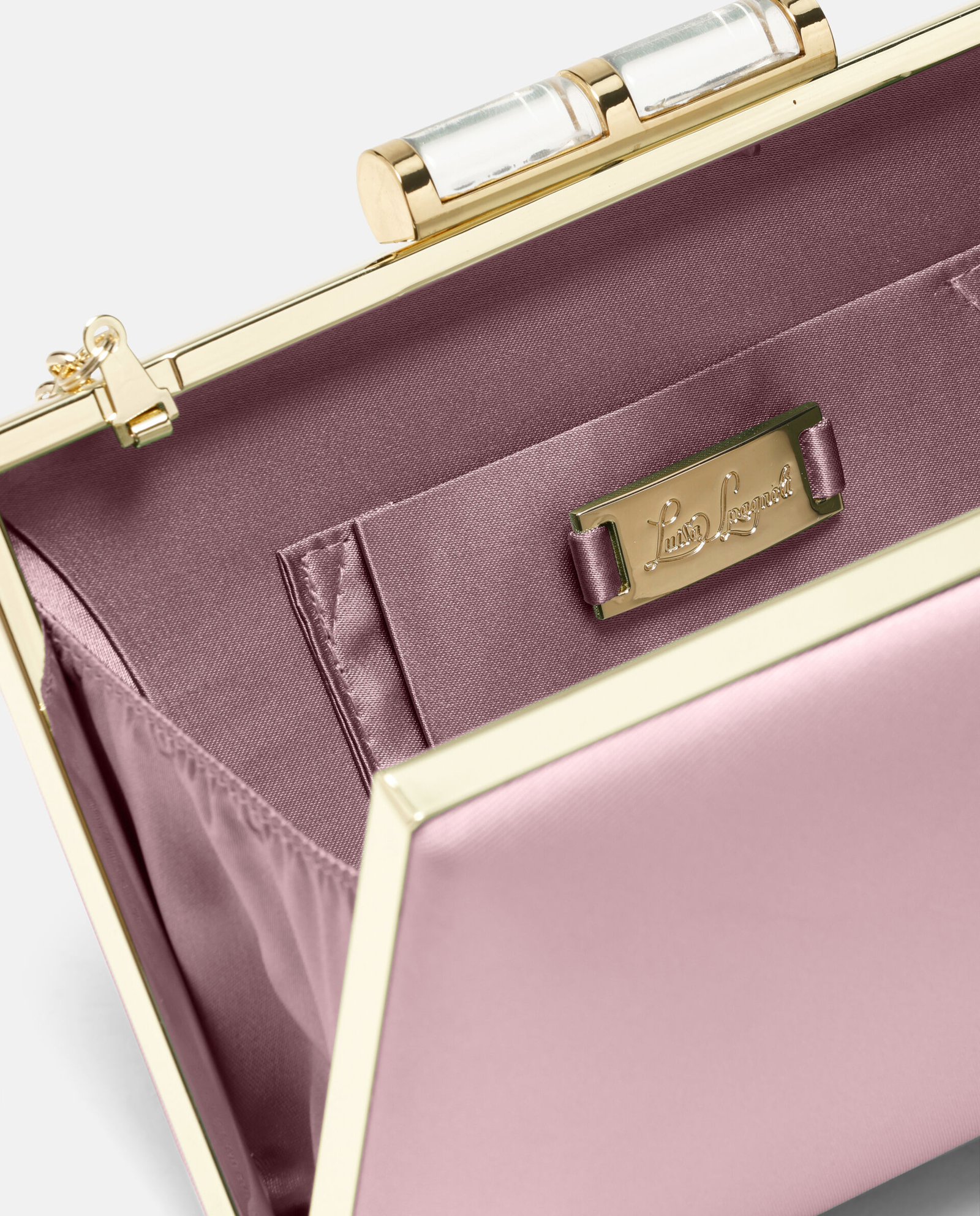 Różowa satynowa kopertówka Ivy - Image #3