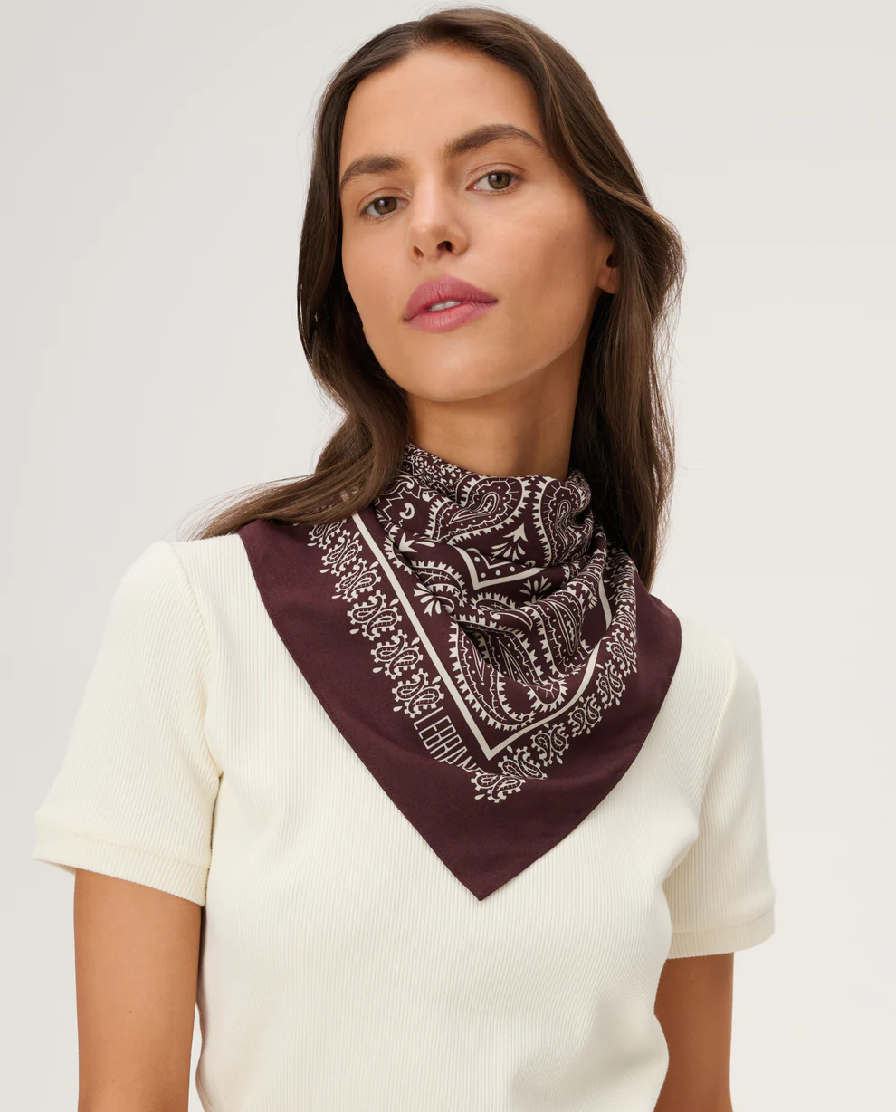 Bordowa bandana z printem - Image #1