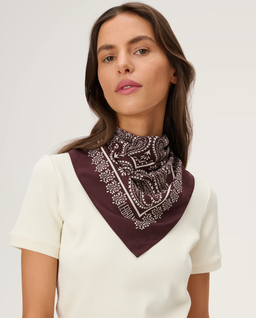 Bordowa bandana z printem - Image #1