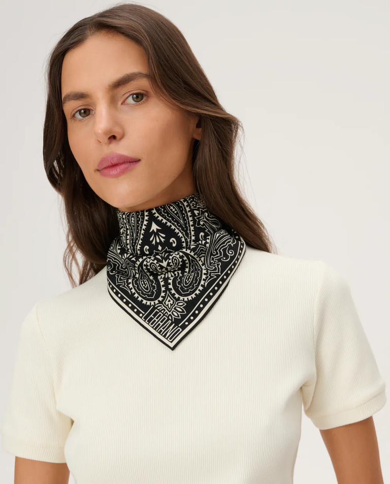 Czarna mini bandana z printem