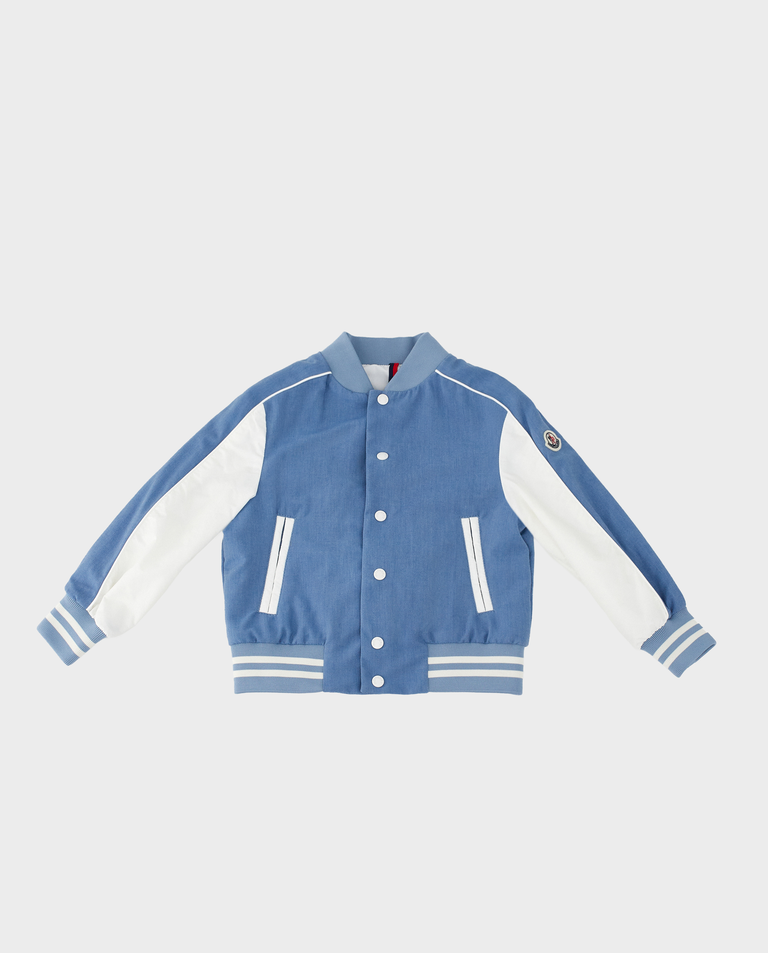 Biało-niebieska kurtka typu bomber