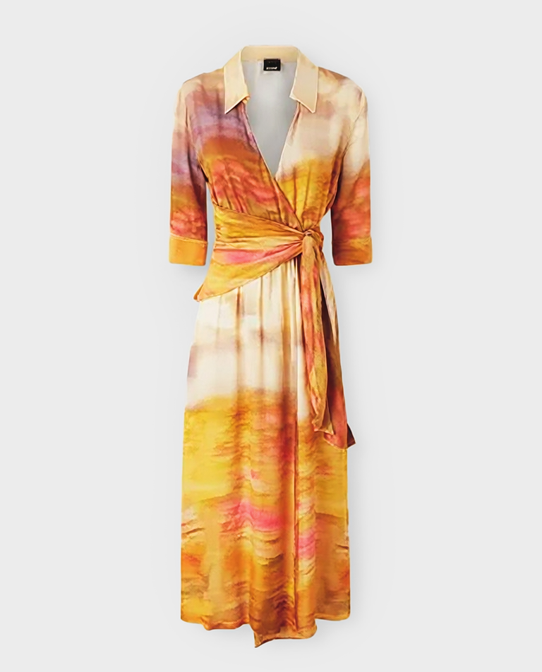 Satynowa sukienka z nadrukiem