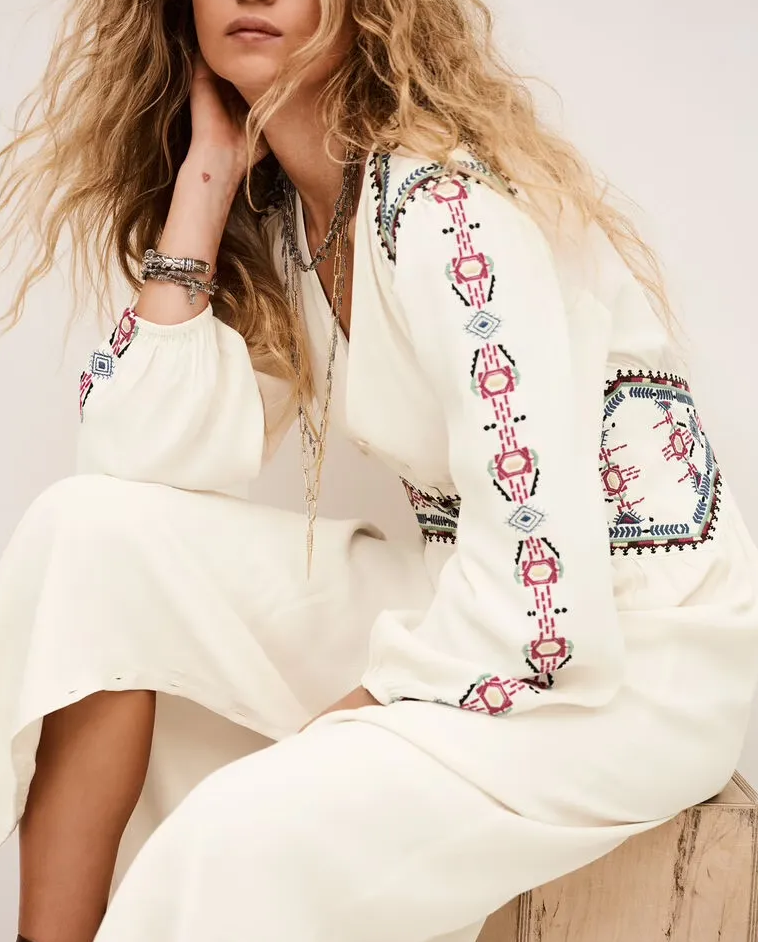 Kremowa sukienka w stylu boho Tina