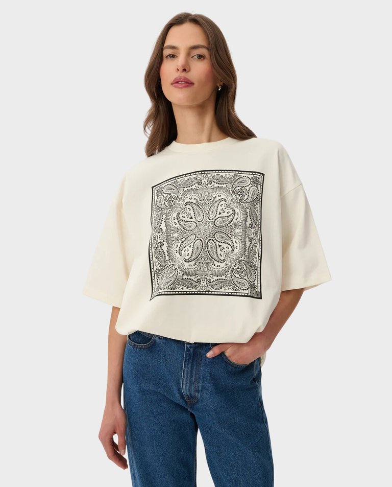 Kremowy t-shirt z nadrukiem Weston