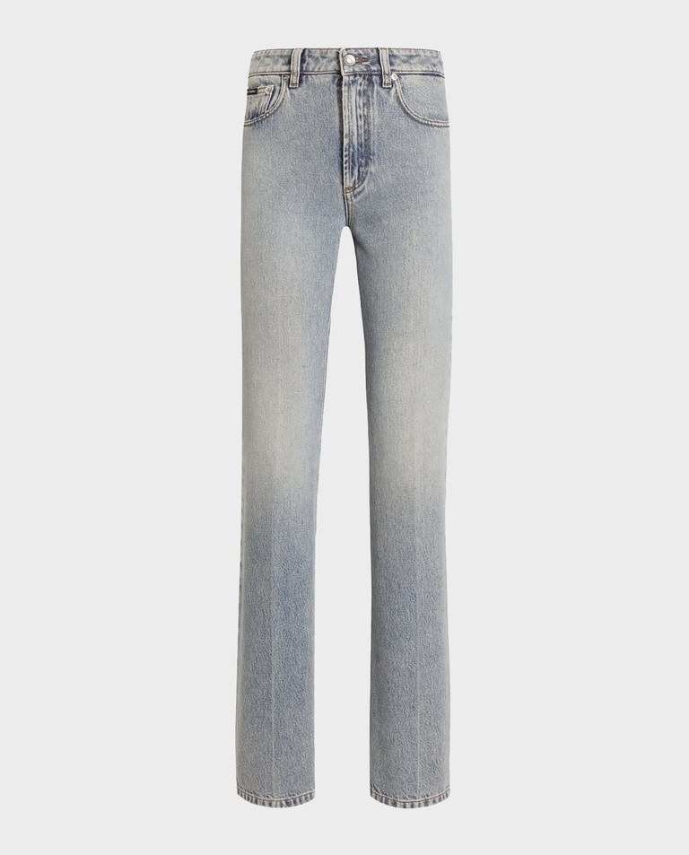 Jasnoniebieskie spodnie jeansowe