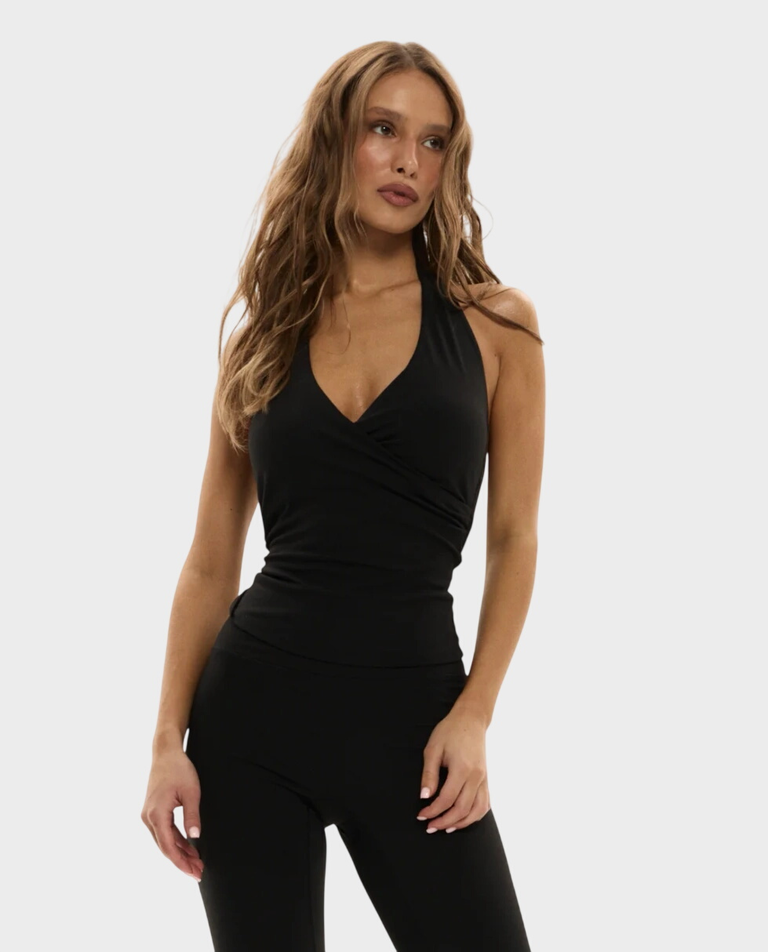 Czarny dopasowany top Halter Tank