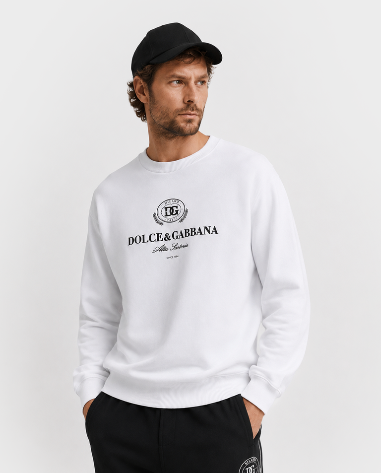 Biała bluza z nadrukiem