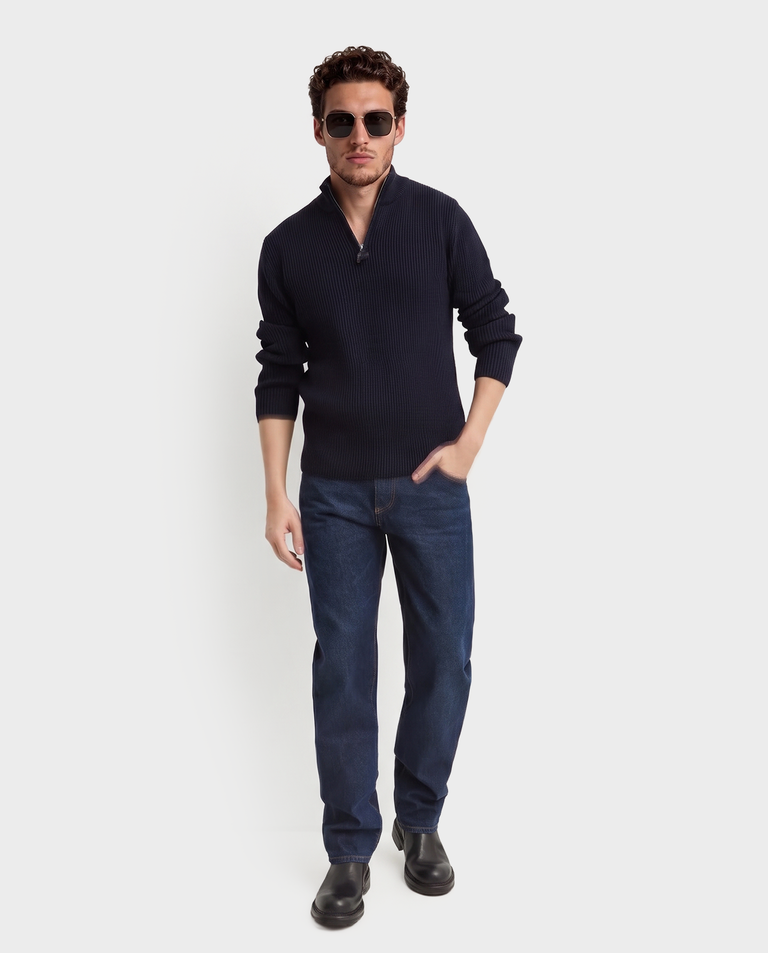 Granatowe jeansy Classic Fit