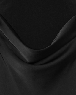 Czarna drapowana sukienka maxi - Image #4