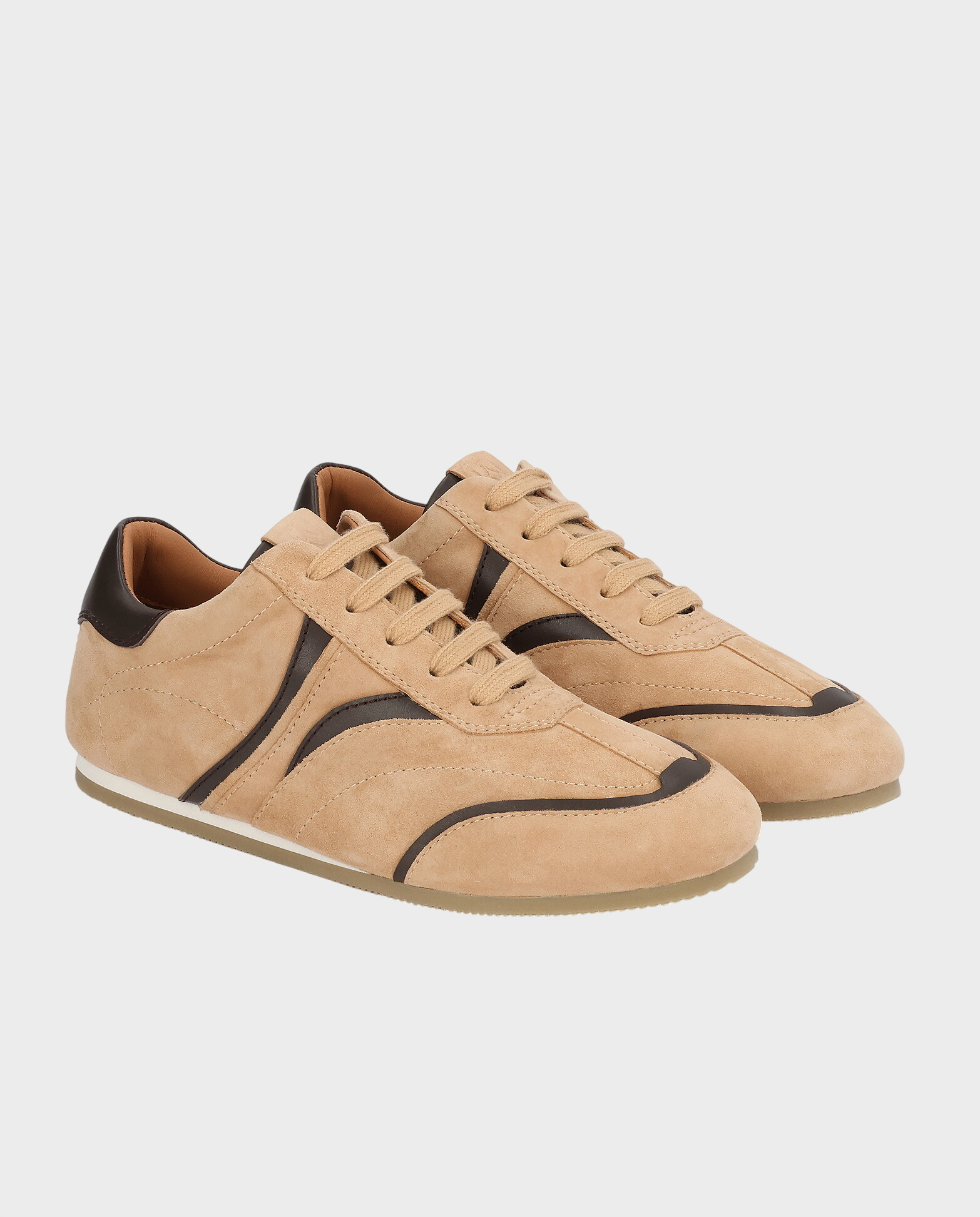 Zamszowe sneakersy ze wstawkami z gładkiej skóry Evrin - Image #0