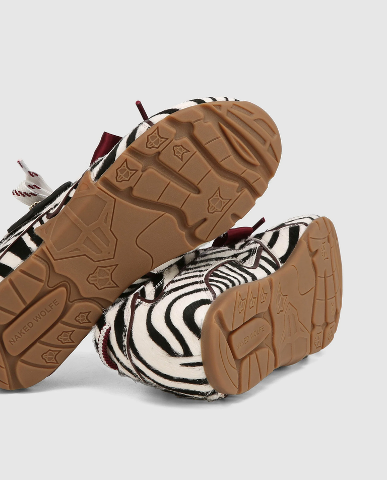 Sneakersy z printem z włosia Adored Zebra Pony - Image #5