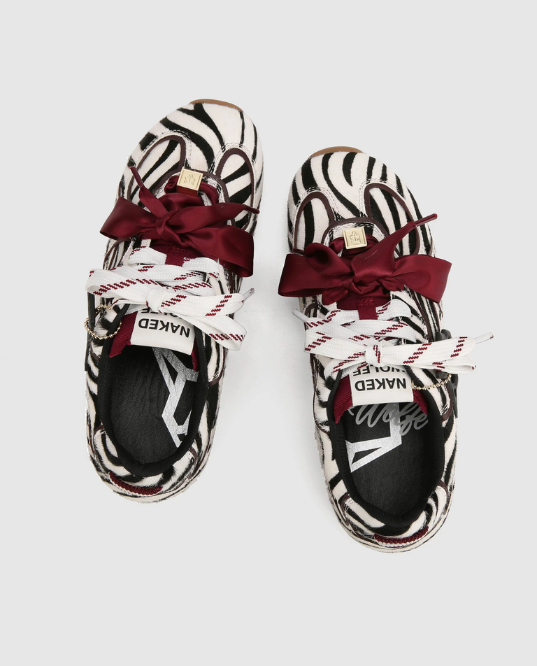 Sneakersy z printem z włosia Adored Zebra Pony - Image #2