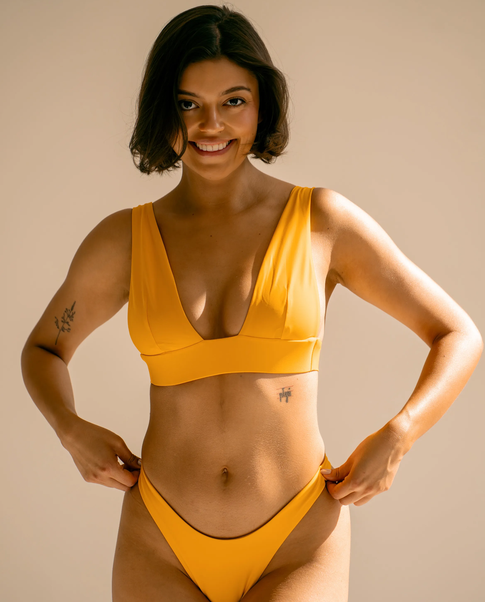 Żółty top od bikini Shape me - Image #1