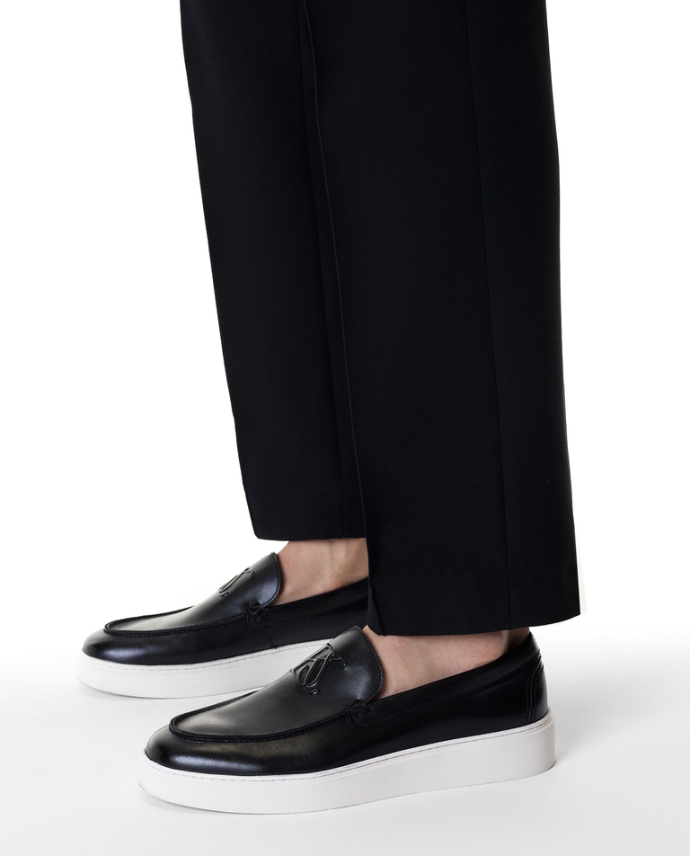 Wsuwane czarne loafersy z białą podeszwą typu sneakers KS ETIENNE