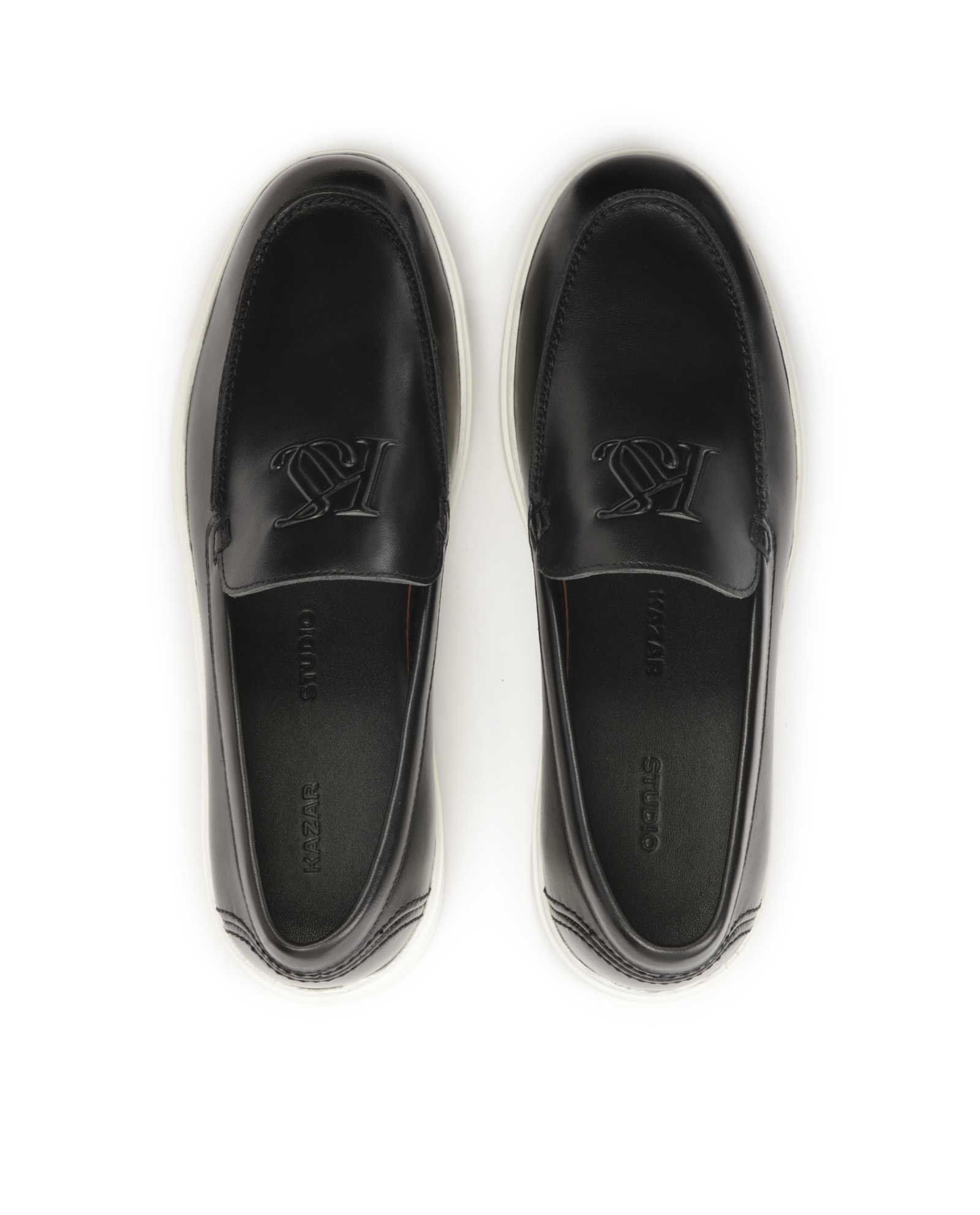 Wsuwane czarne loafersy z białą podeszwą typu sneakers KS ETIENNE - Image #5