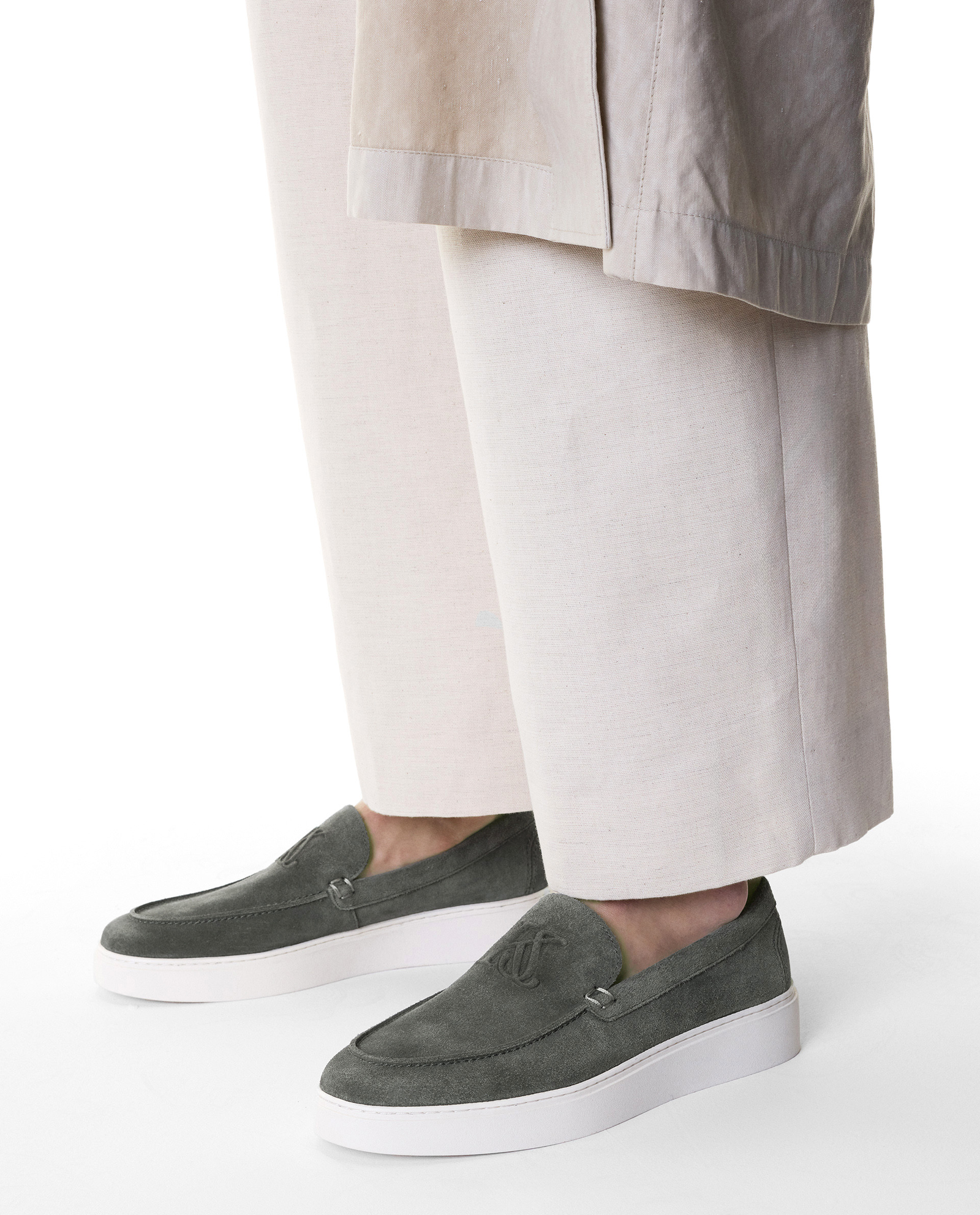 Szare zamszowe loafersy na podeszwie typu sneakers KS ETIENNE - Image #1