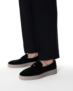 Czarne loafersy z logo osadzone na podeszwie typu sneakers KS ETIENNE - Image #1