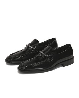 Czarne loafersy z biżuteryjną ozdobą KS GASTON - Image #3