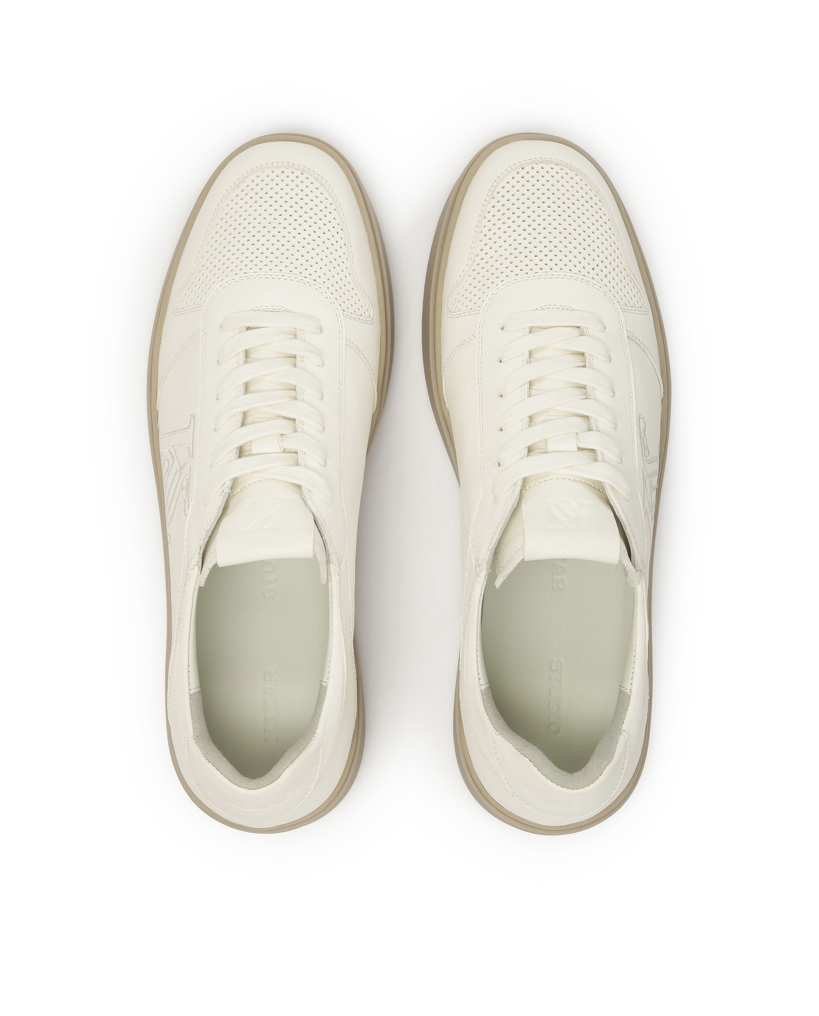 Skórzane sneakersy w kolorze złamanej bieli z wyszywanym logo KS ETIENNE - Image #3