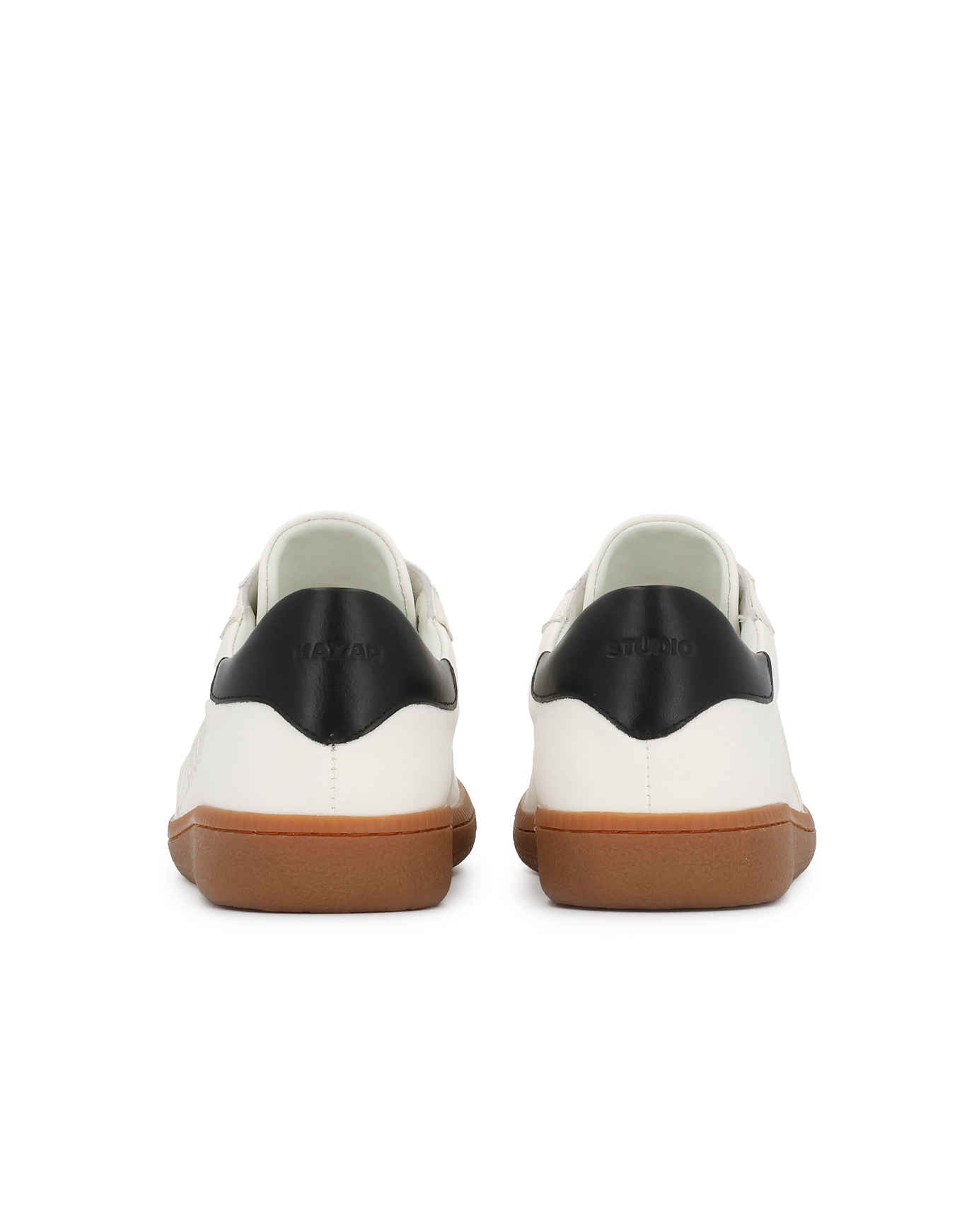 Białe sneakersy ze skóry naturalnej z czarnym zapiętkiem KS ALEXIS - Image #4