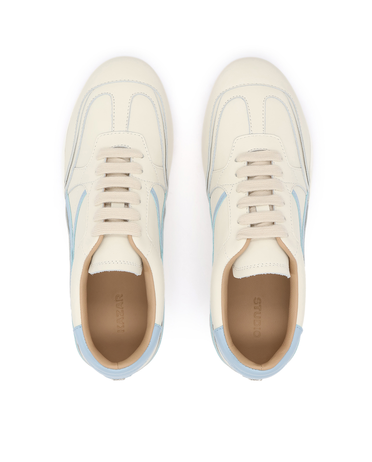 Sneakersy skórzane w odcieniu złamanej bieli i błękitu KS SINDIE - Image #5