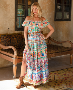 Sukienka maxi w kolorowy print Yalla - Image #4