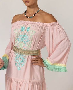 Różowa sukienka boho z haftem Azra - Image #1