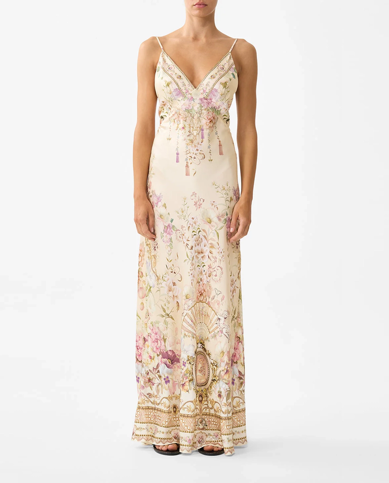 Kremowa sukienka w kwiaty Adorned in Aranjuez