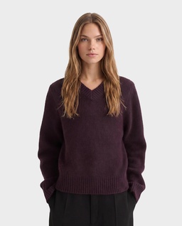 Burgundowy sweter z dekoltem w serek - Image #1