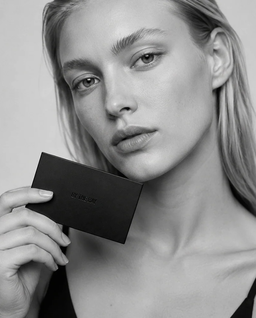 Czarne lusterko kompaktowe BEAUTY CHECK - Image #2