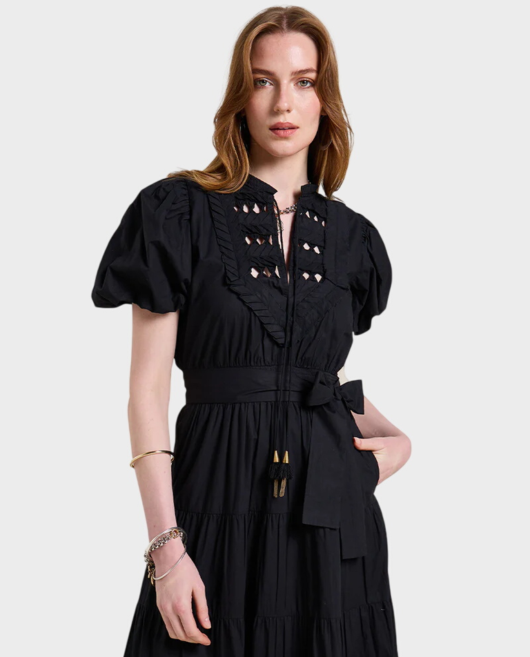 Czarna sukienka w stylu boho Ethereal