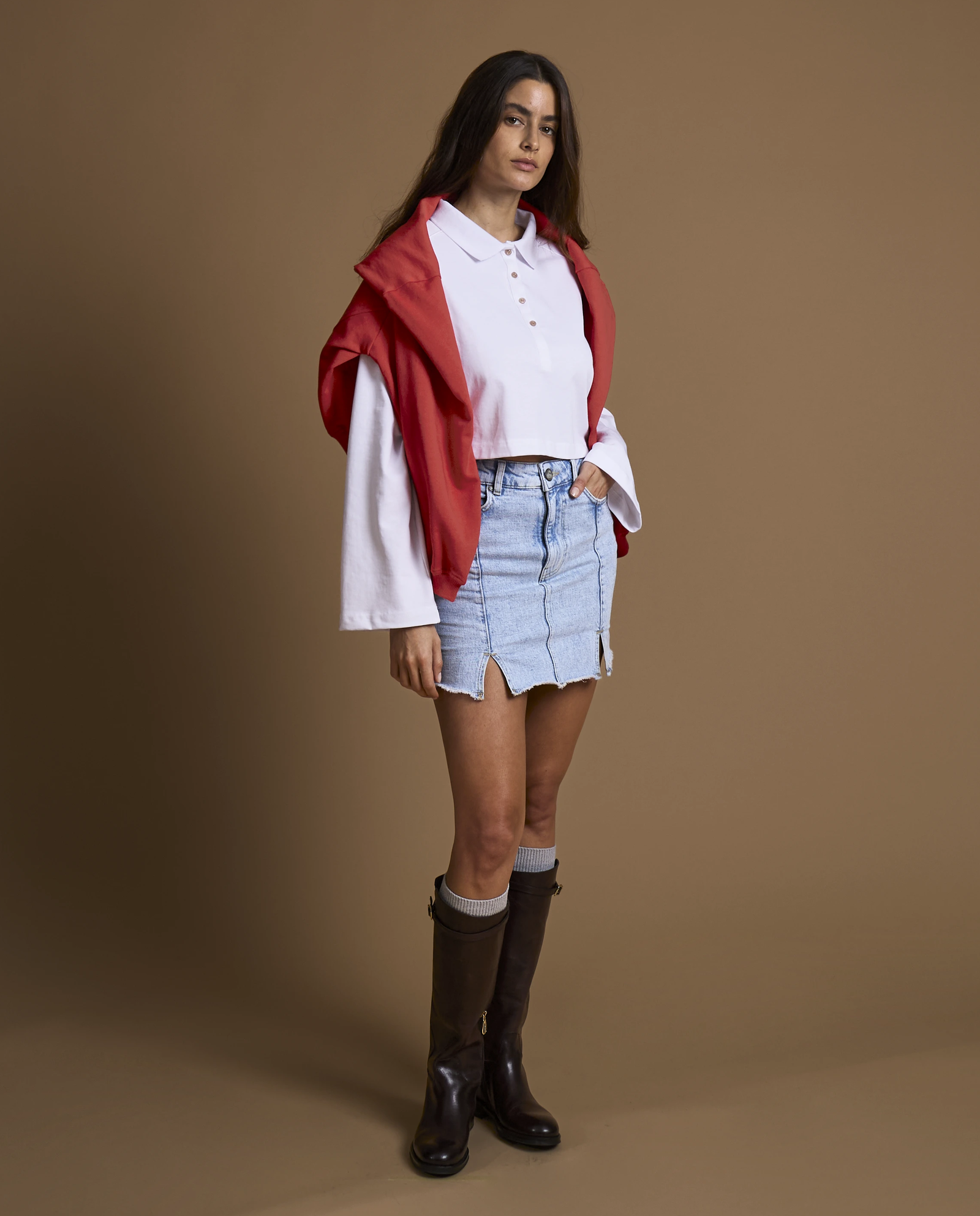 Biała bluzka typu crop top - Image #4